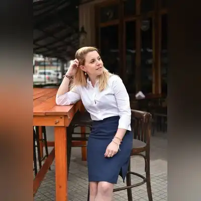 屈露霁